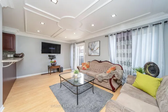 Additional image 15 of 36 Rockgarden Tr