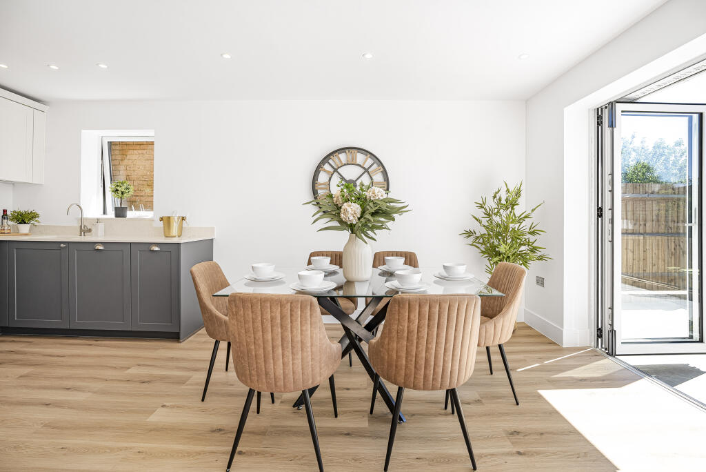 Additional image 5 of Birchmead Close, St Albans, AL3