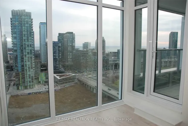 Additional image 3 of 576 Front St Unit 1703