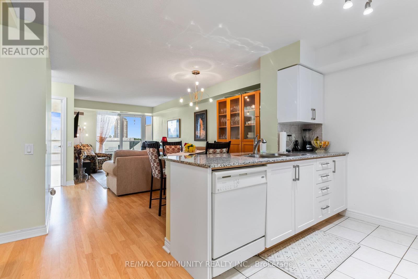 809 - 83 BOROUGH DRIVE|Toronto (Bendale), Ontario M1P5E4