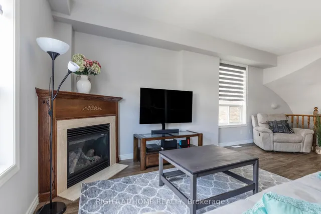 Additional image 17 of 56 Marina Point Cres