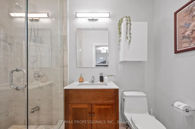 Additional image 27 of 61 Evans Ave