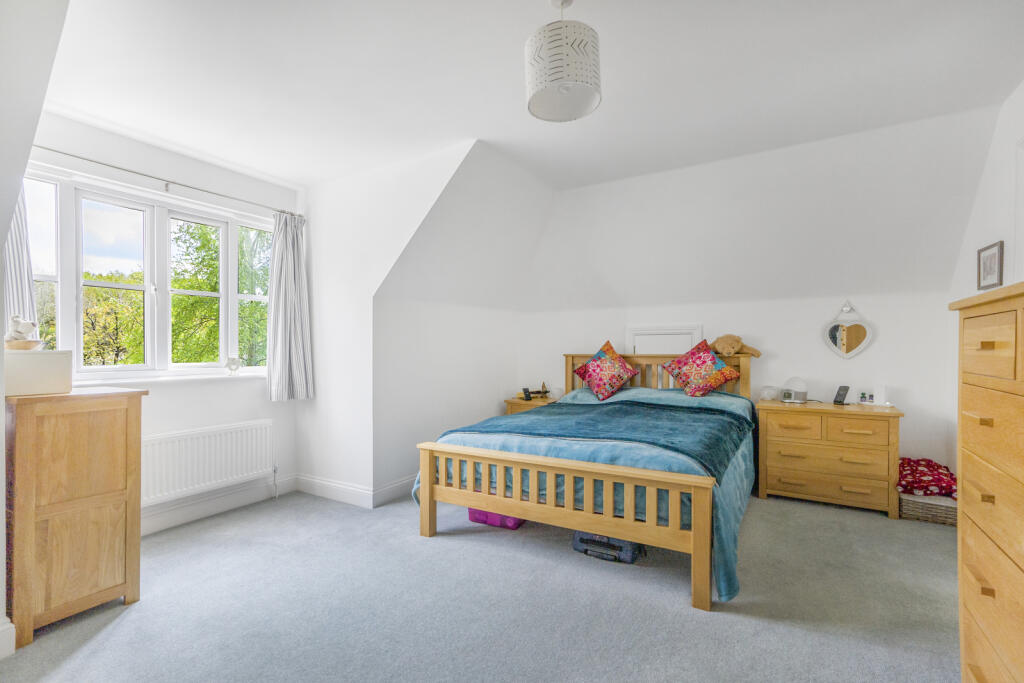 Additional image 13 of Bucknalls Drive, Bricket Wood, St. Albans, Hertfordshire, AL2