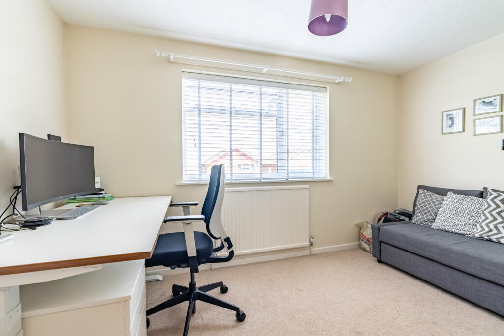 Additional image 10 of Aldwickbury Crescent, Harpenden, Hertfordshire, AL5