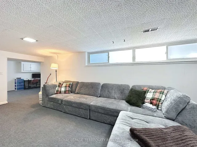 Additional image 31 of 16 Pagebrook Dr