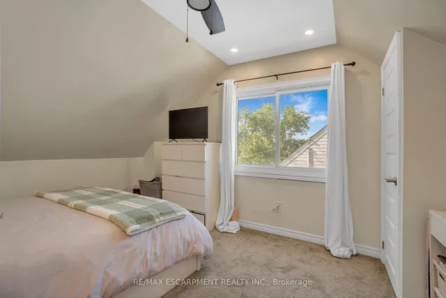 Additional image 16 of 38 Eastvale Pl