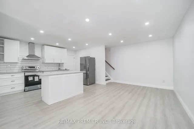 Additional image 14 of 2901 Jane St Unit Unit 106