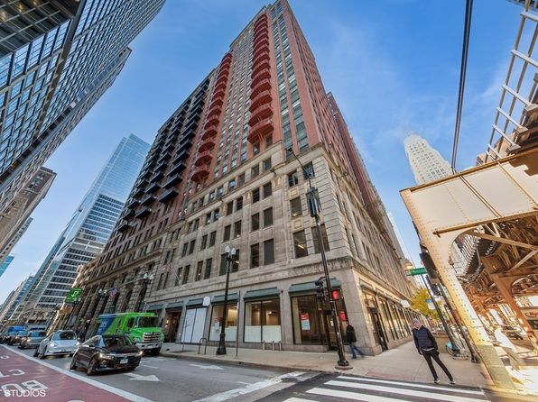 208 W Washington St APT 905, Chicago, IL 60606