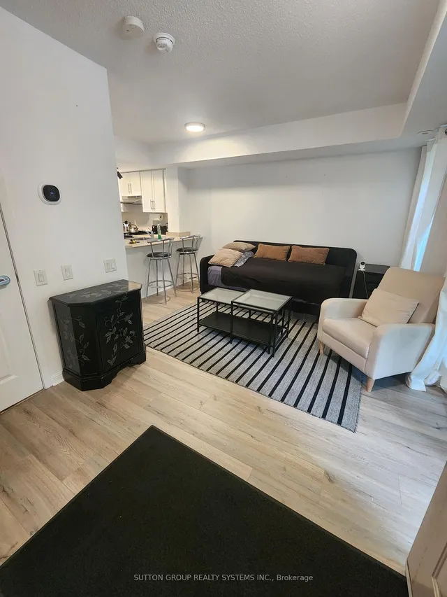 Additional image 4 of 93 The Queensway Unit TH20