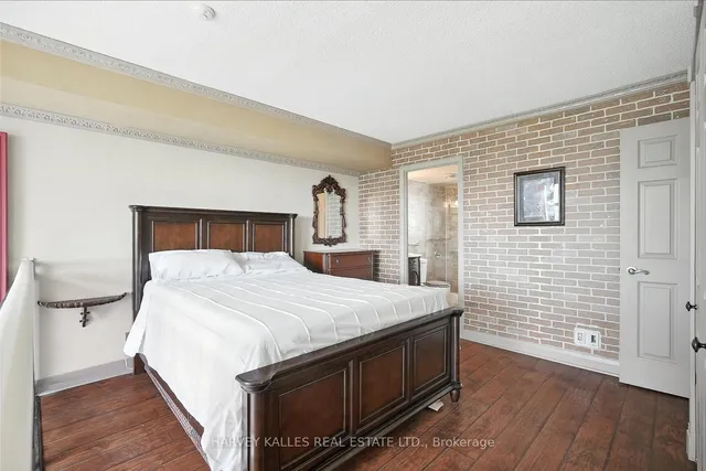 Additional image 26 of 18 Merton St Unit 904