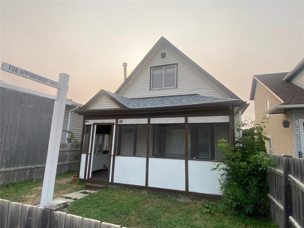 10 Juba Street|Winnipeg, Manitoba R2R0K7