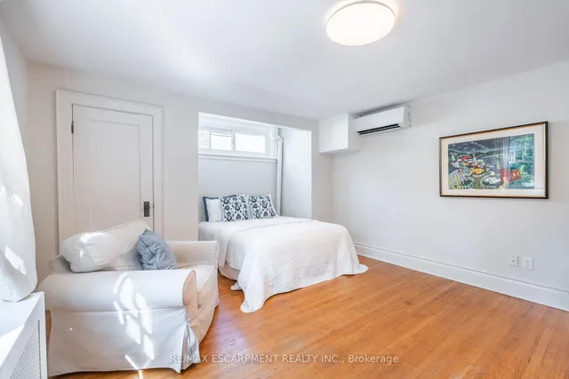 Additional image 26 of 154 Dalewood Cres