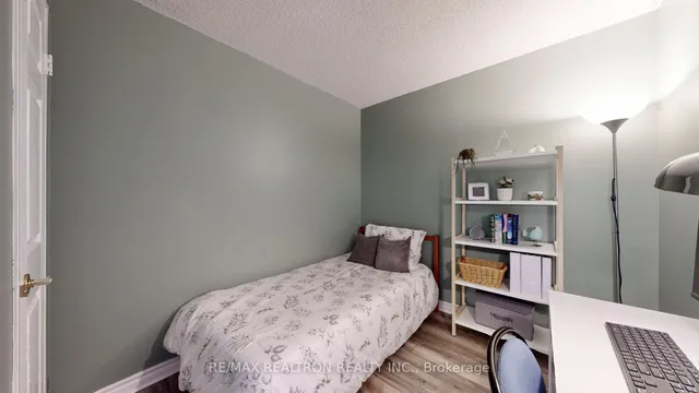 Additional image 13 of 11 Lee Centre Dr Unit 1905