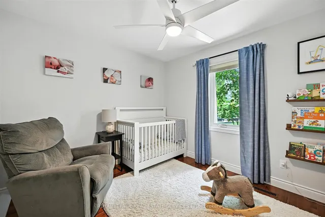 Additional image 34 of 4240 Dunvegan Rd