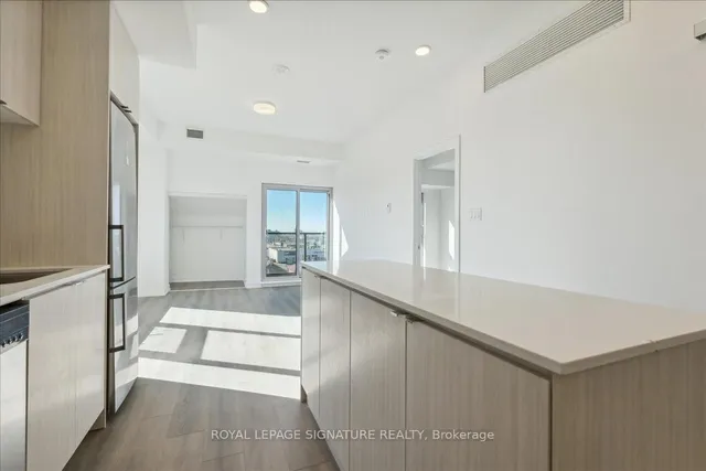 Additional image 13 of 2433 Dufferin St Unit 701