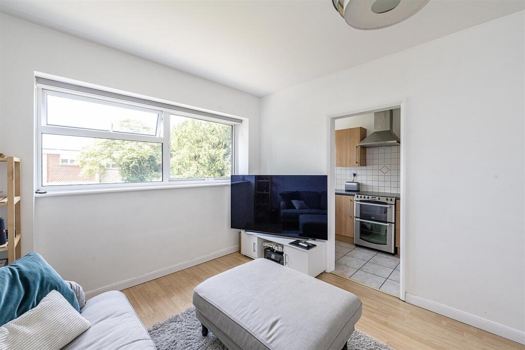 Additional image 8 of Milton Road, Harpenden
