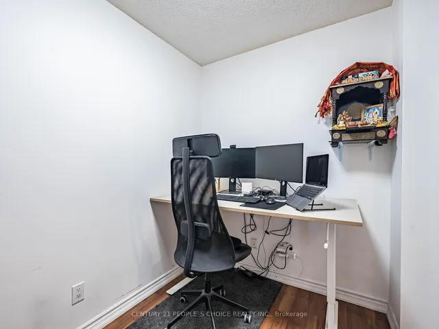 Additional image 17 of 5233 Dundas St Unit #1428