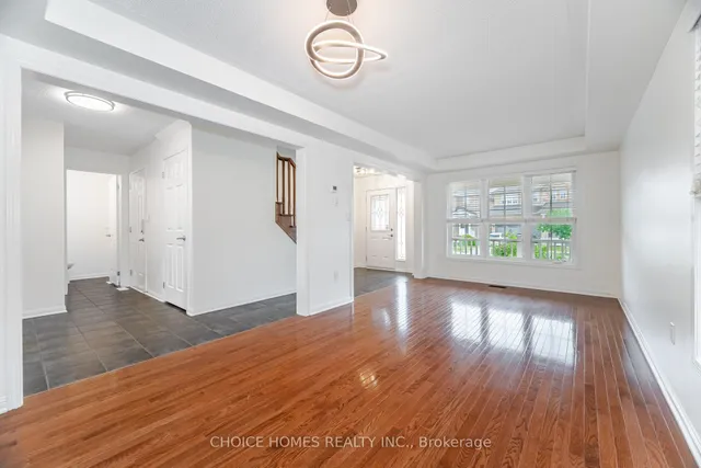 房产图片 12 - 319 麦克杜格尔交汇处