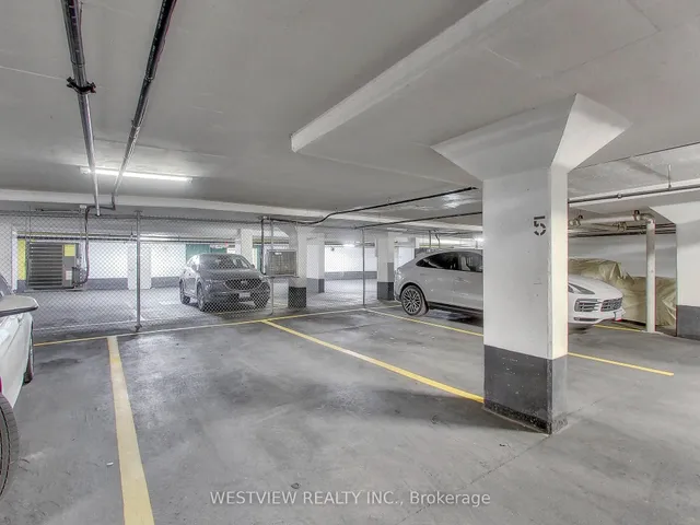 Primary image of 2111 Lake Shore Blvd Unit TH7