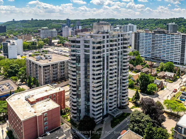 Additional image 38 of 67 Caroline St Unit 203