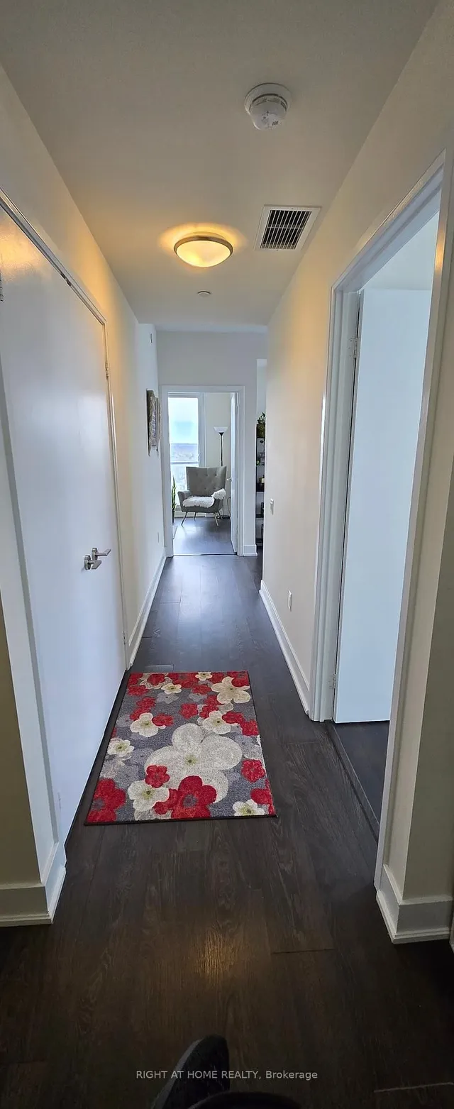 Additional image 26 of 30 Roehampton Ave Unit 2308