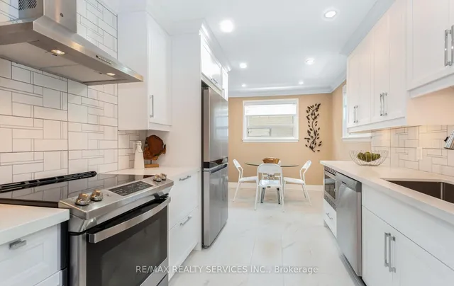 Additional image 13 of 17 Croydon Crt
