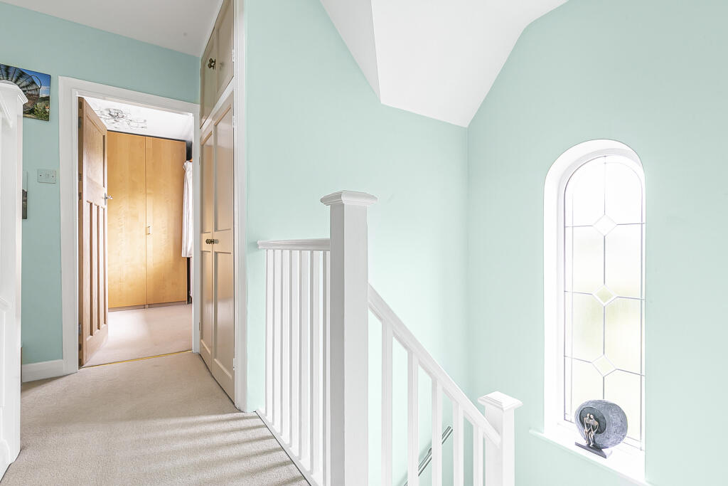 Additional image 19 of Canonsfield, Welwyn, Hertfordshire, AL6