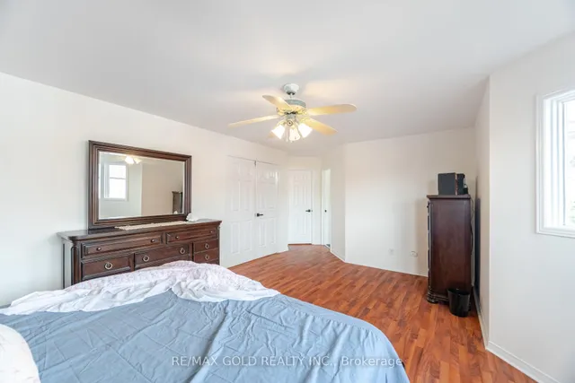 Additional image 23 of 32 Hollybush St