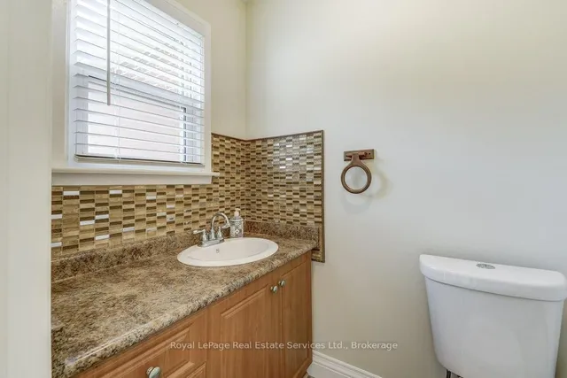 Additional image 6 of 1225 Consort Cres