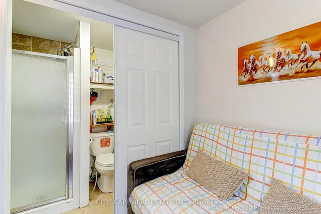 Additional image 23 of 49 Golden Springs Dr