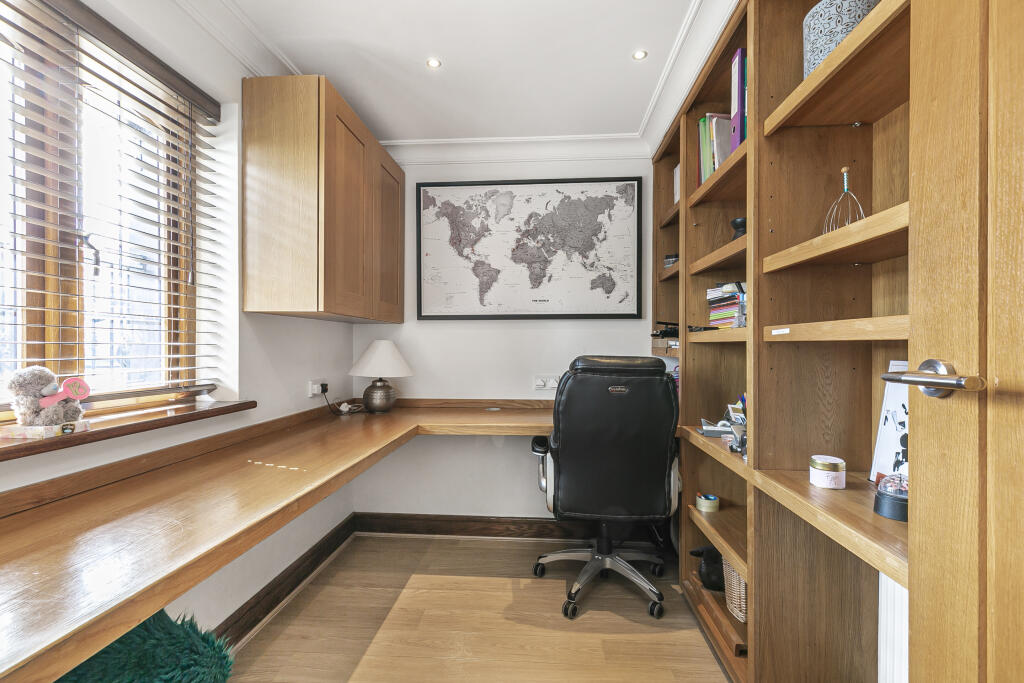 Additional image 10 of Danesbury Park Road, Welwyn, Hertfordshire, AL6