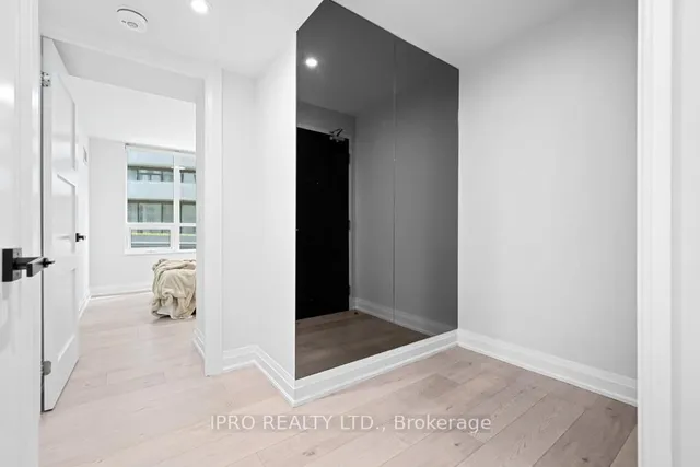 Additional image 10 of 19 Grand Trunk Cres Unit 506