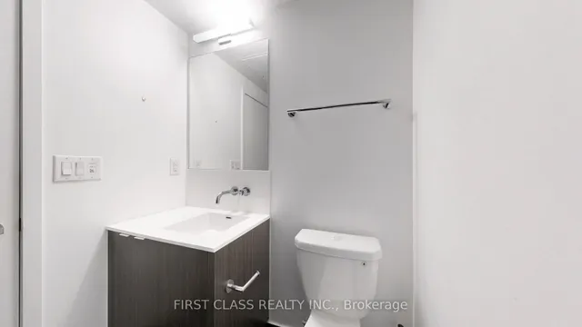 Additional image 26 of 100 Harbour St Unit 1210