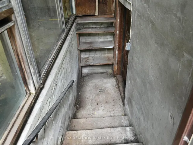 Additional image 35 of 780 Pape Ave