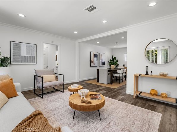 18025 Victory Blvd, Reseda, CA 91335