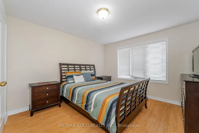 Additional image 16 of 42 Literacy Dr