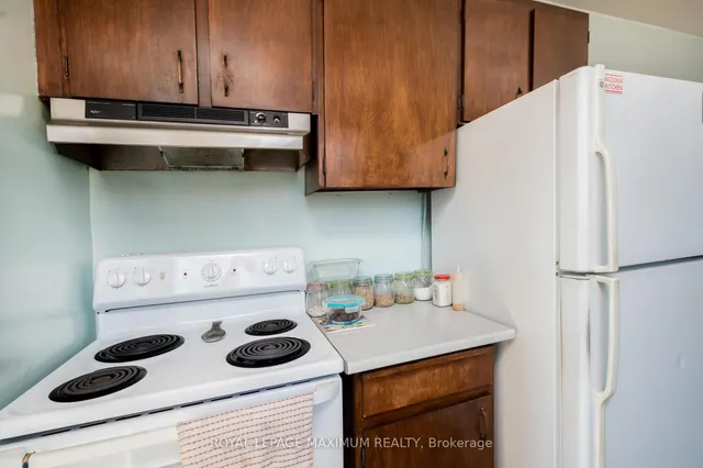 Additional image 12 of 52 Seacliff Blvd