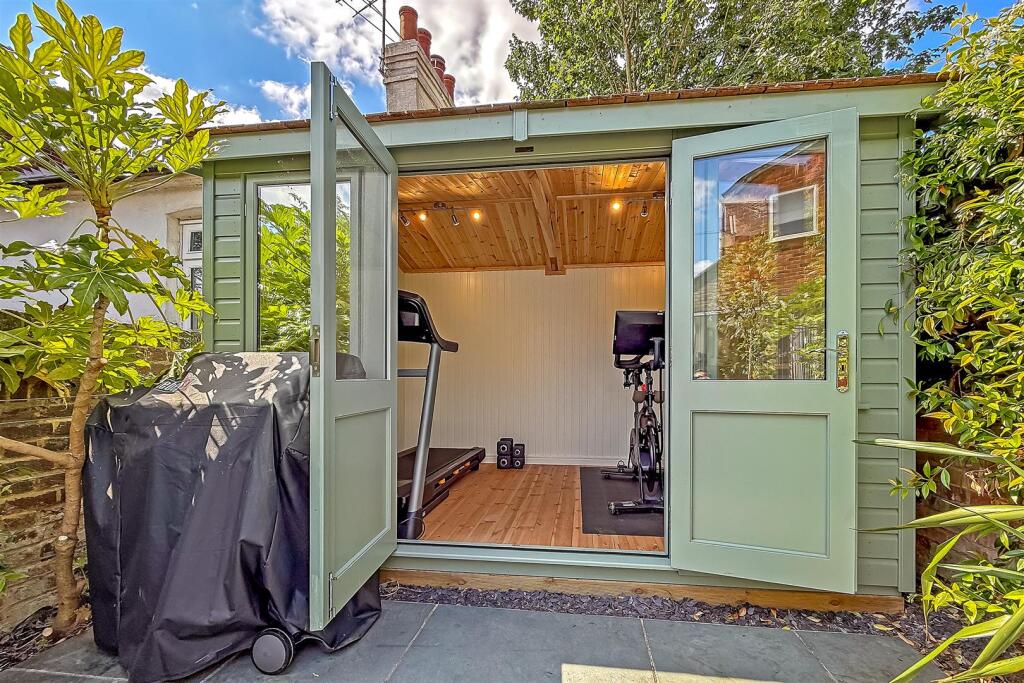 Additional image 20 of Albert Street, St. Albans