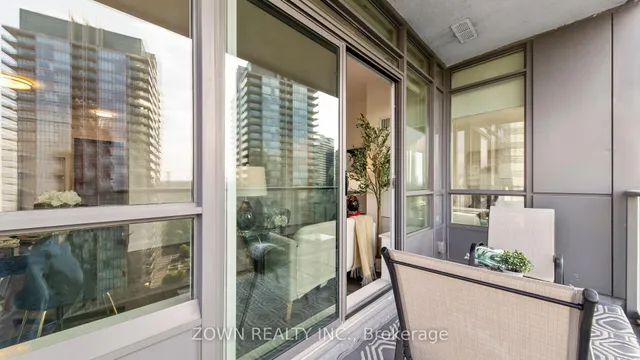 Additional image 30 of 36 Park Lawn Rd Unit 1408