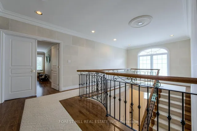 Additional image 44 of 42 Aldershot Cres
