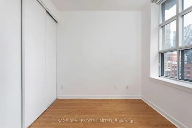 Additional image 38 of 438 Richmond St Unit 816