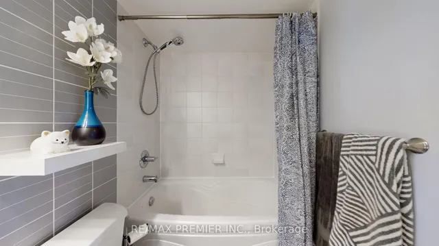 Additional image 22 of 235 Sherway Gardens Rd Unit 809