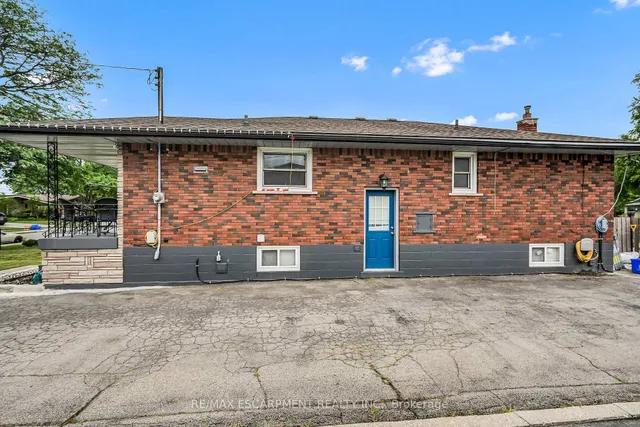 Additional image 7 of 70 Deschene Ave