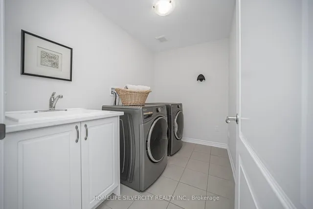 Additional image 21 of 51 Bucksaw St