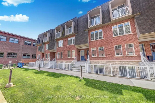 Additional image 27 of 35 Foundry Ave Unit 34