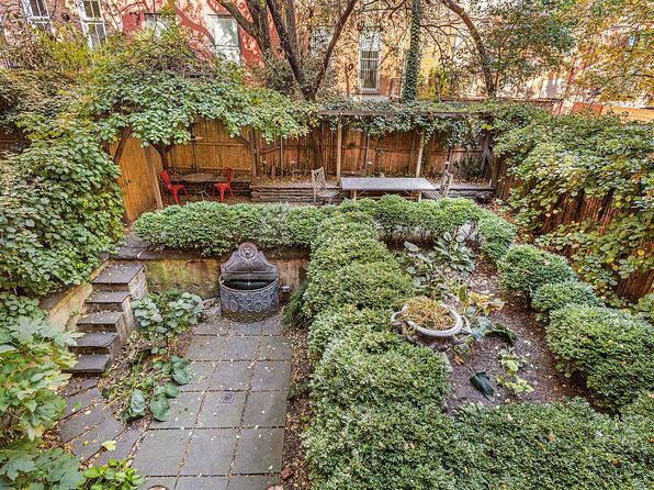 215 E 17th St APT 3, New York, NY 10003