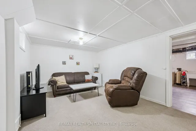 Additional image 22 of 33 Hamel Ave