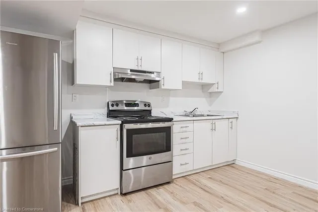 Additional image 33 of 601 Florencedale Cres