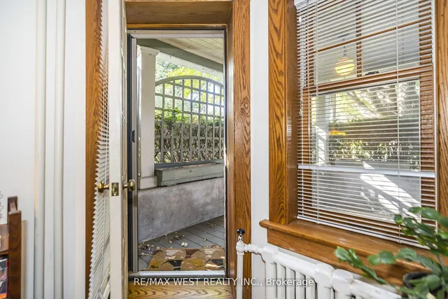 Additional image 6 of 9A Humewood Dr