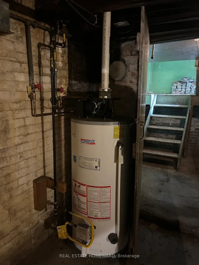 Additional image 8 of 28 Richard Ave